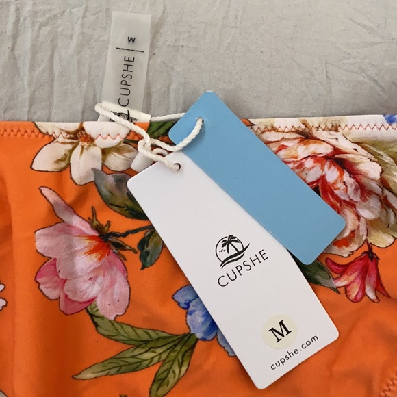 Women’s CUPSHE Bikini size M - Picture 3 of 3